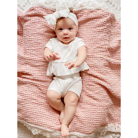 Crybaby Boutique - Linen/Cotton Blend Fringed Waffle Blanket - Rose